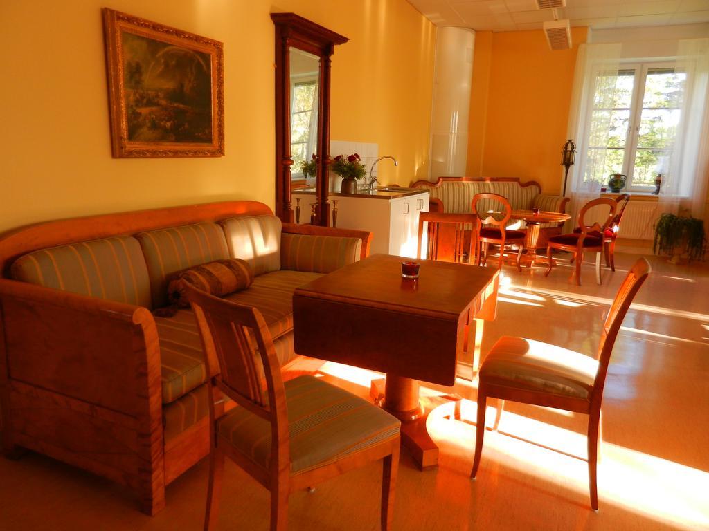 Hostal Gothem Logi Exterior foto